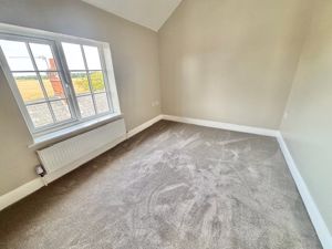 Bedroom- click for photo gallery